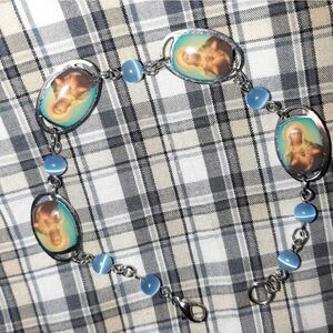 Glass beaded religious bracelet